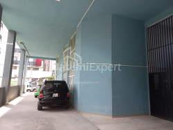 منطقه خرده فروشی 128 m² - آنگیسا, Batumi