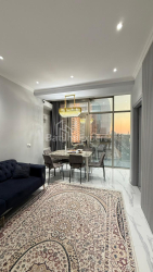 آپارتمان 4-комн 98.2 m² - کلانتر خیمشیاشویلی, Batumi