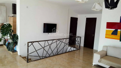 آپارتمان 6-комн 230 m² - پترا ملیکیشویلی, Batumi