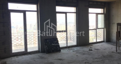 آپارتمان 74.7 متر مربع - کلانتر خیمشیاشویلی, Batumi, گرجستان