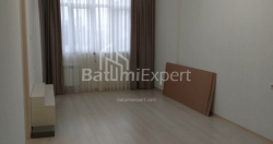 آپارتمان 3-комн 66.8 m² - یوسف کوبالادزه, Batumi