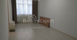 آپارتمان 3-комн 66.8 m² - یوسف کوبالادزه, Batumi
