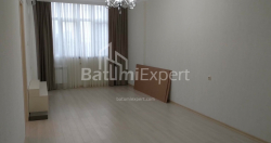آپارتمان 3-комн 66.8 m² - یوسف کوبالادزه, Batumi